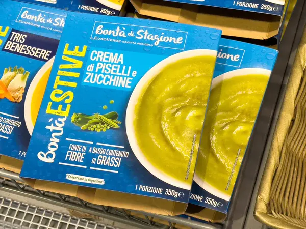 İtalyan kremalı bezelye ve kabak çorbası ile beslenme bilgileri.