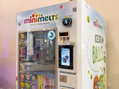 Mini erimiş dondurma otomatları perakende alanında markalaşıyor..