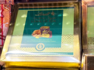 Lindt Dubai tarzı çikolatalı ve çıtır çıtır..