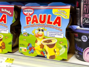 Dr. Oetker Paula Vanilyalı Çikolatalı Puding İneği Tasarım Paketi Rafta.