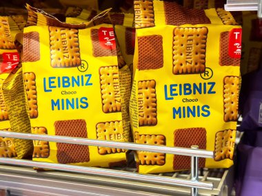 Leibniz mini ambalaj görüntüsü çikolata bisküvi tasarımı mağazada.