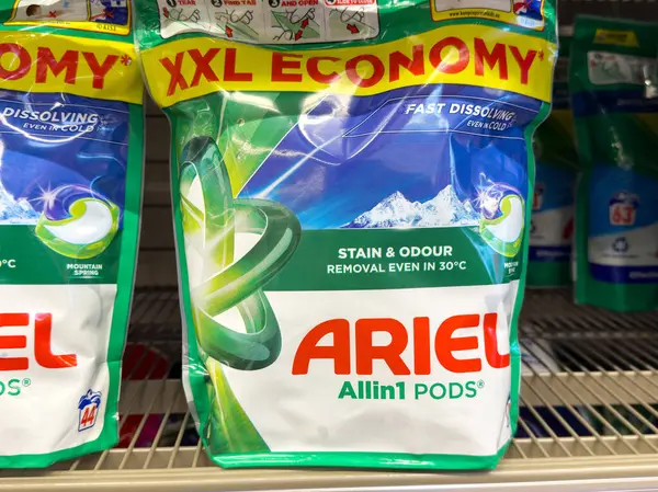 Ariel hepsi bir arada modüller xxxl leke temizleme için ekonomi paketi.