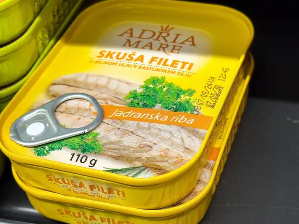 Adriyatik uskumru fileto yağlı: dereotlu ve maydanozlu konserve balık.