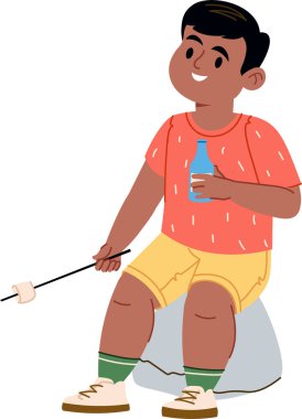 Bir çocuk bir kayanın üzerinde elinde çubuk şekerlemeyle oturur ve neşeli bir çizgi film tarzında bir içki içer. Genç kampçı açık havada neşeli bir ifadeyle kızartılmayı seviyor. Çizgi film vektör illüstrasyonu.