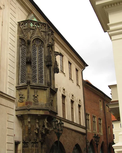 Piękny Oryginalny Stary Budynek Europie — Zdjęcie stockowe