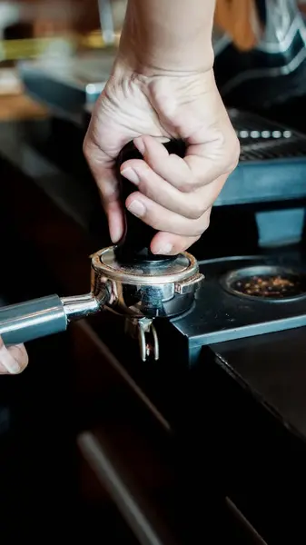 Barista 'yı kapat ve kahve yapmaya hazırlan.