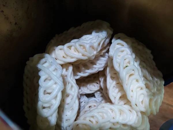 Een Stapel Traditionele Indonesische Gebakken Crackers Genaamd Kerupuk Putih Witte — Stockfoto