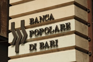 Banca Popolare di Bari, Napoli Ticaret Odası şubesi..