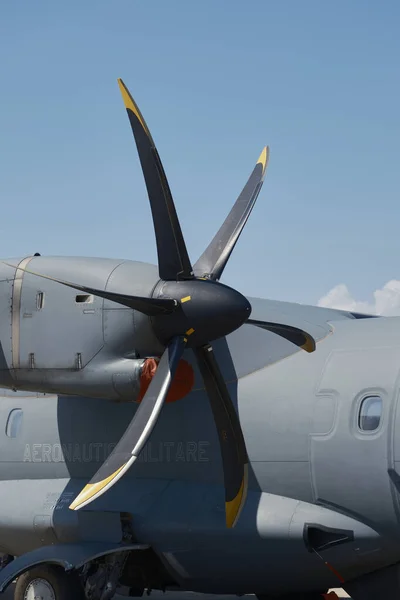Turbopropeller Van Een Militair Vliegtuig Van Italiaanse Luchtmacht Eeuwfeest Pratica — Stockfoto