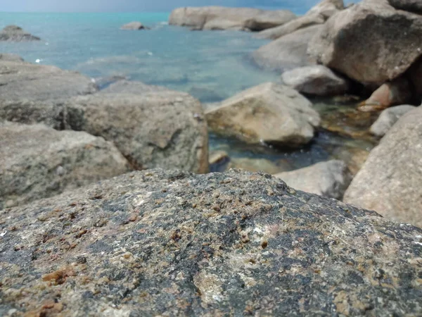 Granite Stones Clear Sea Water Turun Aban Beach Bangka Island — 스톡 사진