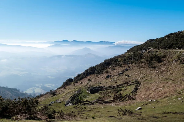 Rhune Montagne Pays Basque Avec Une Clôture Bois Pour Les — Photo