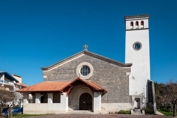 Facciata Anteriore Della Chiesa Sant Anna Hendaya Nei Paesi Baschi — Foto Stock
