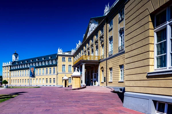 Der Königliche Palast Der Stadt Karlsruhe Deutschland — Stockfoto