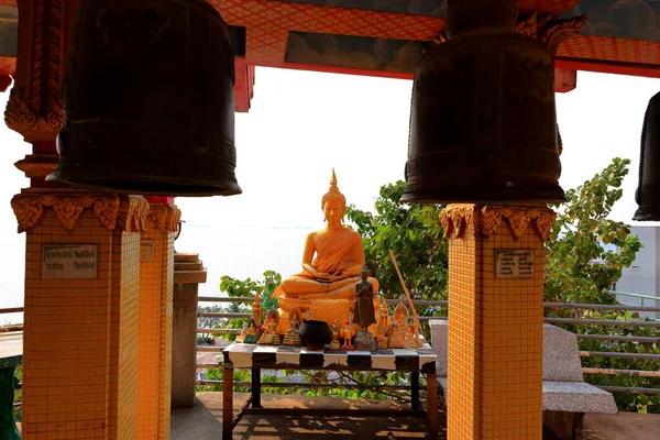 Koh Loi Racha Small Island Features Temple Racha District Chon — Stock Photo, Image