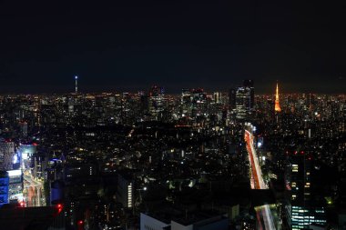 Tokyo, Japonya 'daki Shibuya' dan gece görüşü