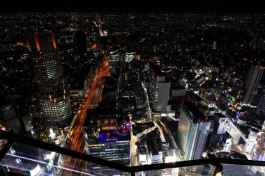 Tokyo, Japonya 'daki Shibuya' dan gece görüşü