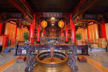 Güzel Taoist tapınağı (Dali tapınağı) Toucheng Kasabası, Tayvan 'da tarihi bir patikanın başlangıcında.