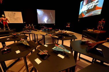 Aomori Sanat Müzesi 'nde Hideaki Anno sergisi, Aomori, Japonya' da çağdaş sergi sanatı