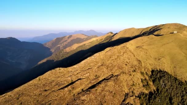 Вид Горный Ландшафт Национальной Лесной Зоне Отдыха Хехуаньшань Тайваньском Наньтоу — стоковое видео