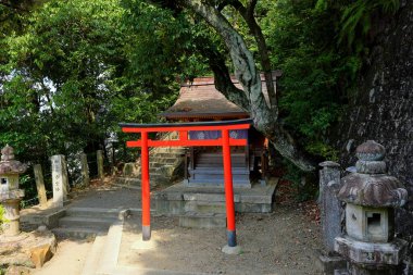 Eikan-do Tapınağı, Japonya 'nın Kyoto şehrinde antik sanat ve Zen bahçesi olan büyük bir Budist tapınağı.