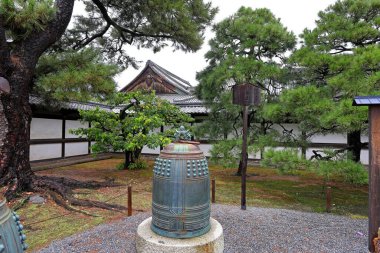 Nijo Kalesi 'ndeki bahçeler Nijojocho, Nakagyo Ward, Kyoto, Japonya' daki Shogun Leyasu 'nun evi.