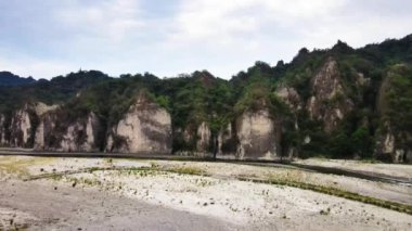 Panoramik Küçük Huangshan (xiaohuangshanand) Taitung, Tayvan 'da Beinan deresinin yanında