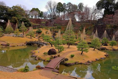 Gyokuseninmaru Parkı Marunouchi, Kanazawa, Ishikawa, Japonya 'da tarihi bir Japon bahçesi.