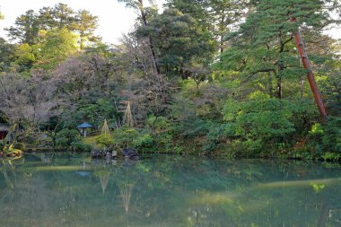 Kenroku-en Kanazawa, Ishikawa, Japonya 'da, Japonya' nın üç büyük bahçesinden biri..