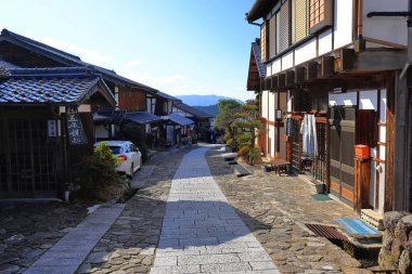 Tsumago-juku, Japonya 'nın Nagiso, Kiso Bölgesi, Nagano, Japonya' daki feodal bir güzergah üzerinde Rustik bir durak.