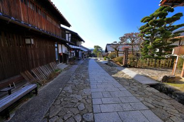 Tsumago-juku, Japonya 'nın Nagiso, Kiso Bölgesi, Nagano, Japonya' daki feodal bir güzergah üzerinde Rustik bir durak.
