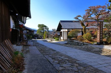 Tsumago-juku, Japonya 'nın Nagiso, Kiso Bölgesi, Nagano, Japonya' daki feodal bir güzergah üzerinde Rustik bir durak.