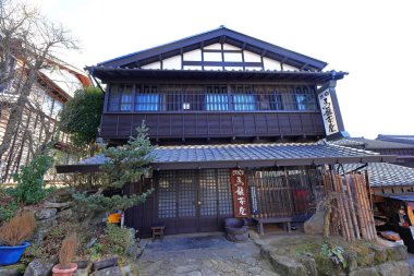 Tsumago-juku, Japonya 'nın Nagiso, Kiso Bölgesi, Nagano, Japonya' daki feodal bir güzergah üzerinde Rustik bir durak.