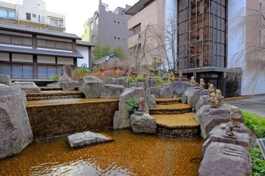 Chohoji (Rokkakudo) Tapınağı, Donomaecho, Nakagyo, Kyoto, Japonya 'daki tarihi altıgen Budist tapınağı.