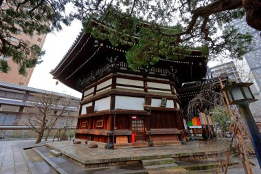 Chohoji (Rokkakudo) Tapınağı, Donomaecho, Nakagyo, Kyoto, Japonya 'daki tarihi altıgen Budist tapınağı.