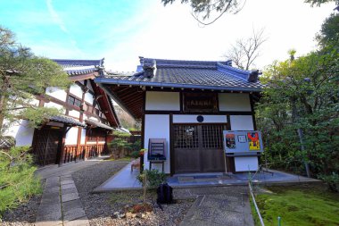 Tofuku-ji Tapınağı Honmachi, Higashiyama Ward, Kyoto, Japonya 'da sonbahar yeşillikleriyle bilinen bir Budist tapınağı.