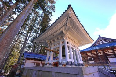 Kongobu-ji Danjo Garan bölgesindeki tapınak, Koyasan, Koya, Ito Bölgesi, Wakayama, Japonya 'daki tarihi Budist tapınağı kompleksi.