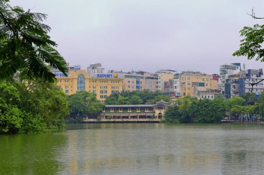 Ha Noi Vietnam 'daki Ha Noi kasabasının (Khu Pho Co Ha Noi) sokak manzarası