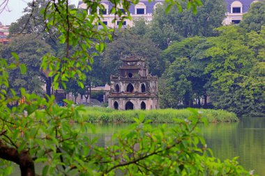 Turtle Tower (Thap Rua), Hang Trong, Hoan Kiem, Hanoi, Vietnam 'da Hoan Kiem Gölü' nde yer alan bir kule.