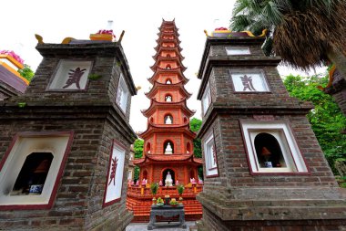 Tran Quoc Pagoda (Chua Tran Quoc), a Buddhist temple with numerous shrines at Thanh Nien, Yen Phu, Tay Ho, Ha Noi, Vietnam clipart