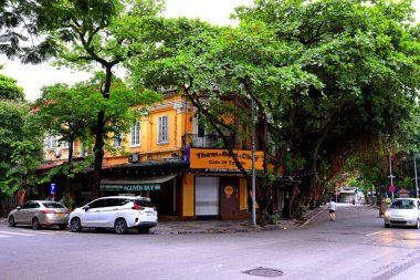 Ha Noi Vietnam 'daki Ha Noi kasabasının (Khu Pho Co Ha Noi) sokak manzarası