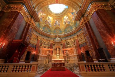 Aziz Stephen Bazilikası, Szent Istvan, Budapeşte Macaristan 'da bir Roma Katolik ibadethanesi.