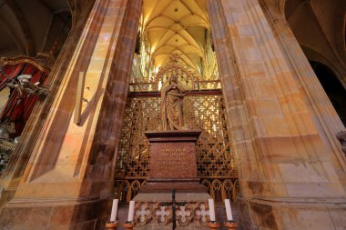 Saint Vitus Katedrali (Katedrala sv. Prag Şatosu, Prag Çekçe (Prazsky Hrad, Praha, Çek Cumhuriyeti))