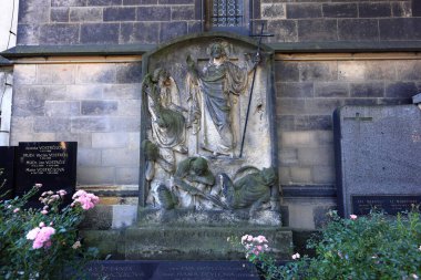 Prag Çek Cumhuriyeti 'ndeki Vysehrad Mezarlığı (hbitov Vyehrad))