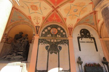 Prag Çek Cumhuriyeti 'ndeki Vysehrad Mezarlığı (hbitov Vyehrad))
