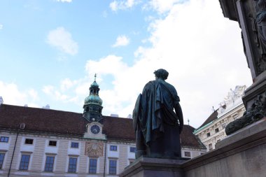 Hofburg, Habsburg saray kompleksi, imparatorluk daireleri ve Viyana 'da gümüş bir müze.