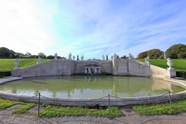 Avusturya 'nın başkenti Wien' de bir Barok sarayı olan Belvedere Sarayı 'nın (Schloss Belvedere) kompleksi. 