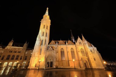Budapeşte Macaristan 'da Kral Matthias' ın adını taşıyan Budin Kalesi 'nin Leydisi Kilisesi.