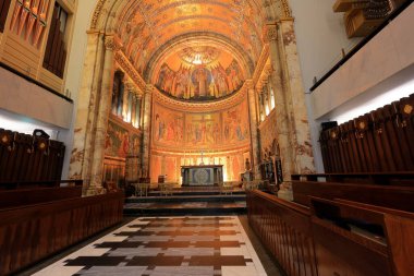 İngiltere, Londra 'daki Kraliyet Askeri Şapeli (The Guards Chapel)