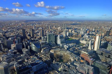 Londra, İngiltere 'deki tarihi binaların sokak manzarası