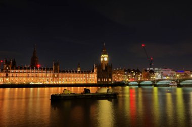 Big Ben kulesi ve Westminster Sarayı, Londra 'daki Parlamento Binaları, Birleşik Krallık